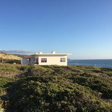 Magoito1 Holiday home